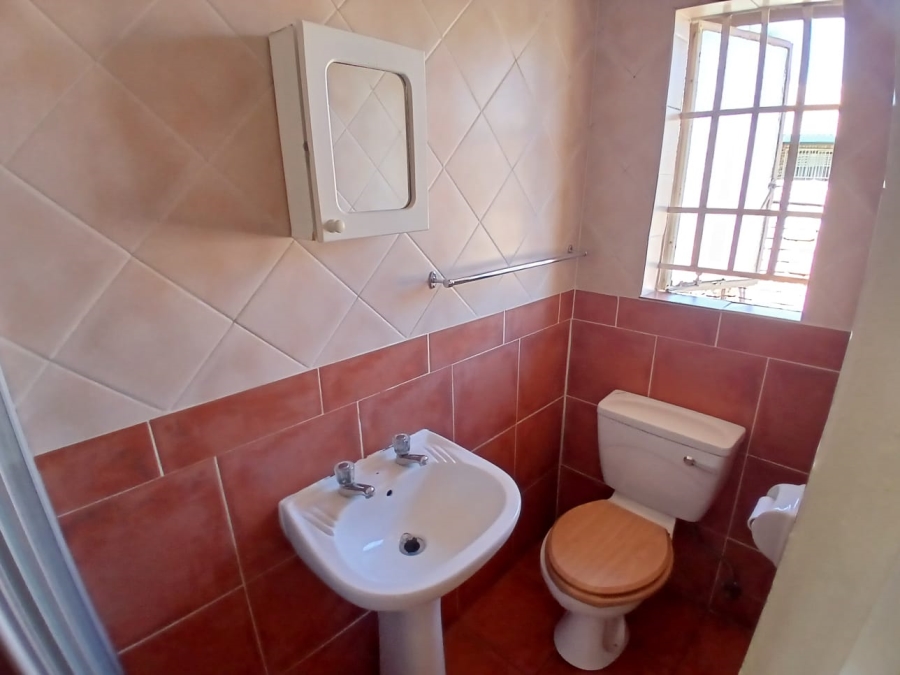 To Let 2 Bedroom Property for Rent in Equestria Gauteng