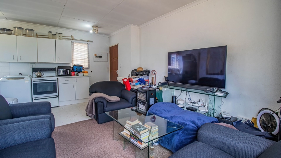 1 Bedroom Property for Sale in Kew Gauteng