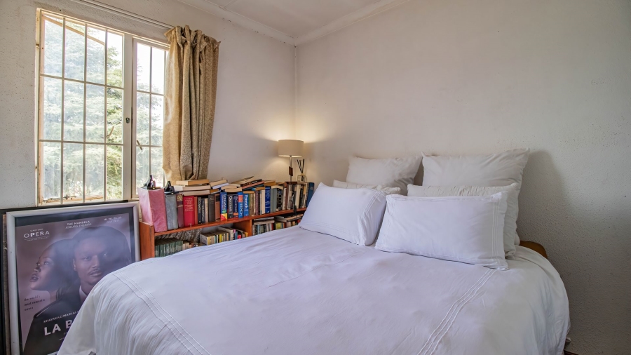 1 Bedroom Property for Sale in Kew Gauteng