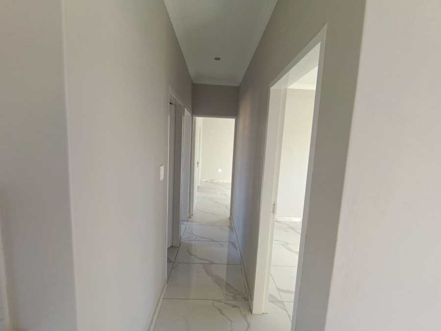 3 Bedroom Property for Sale in Dersley Gauteng