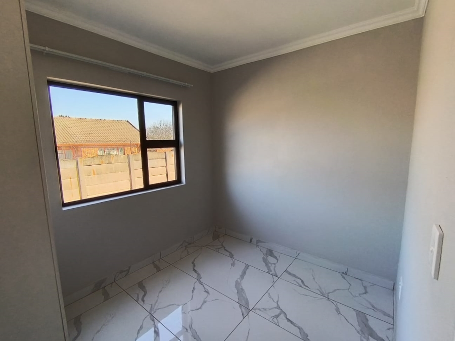 3 Bedroom Property for Sale in Dersley Gauteng