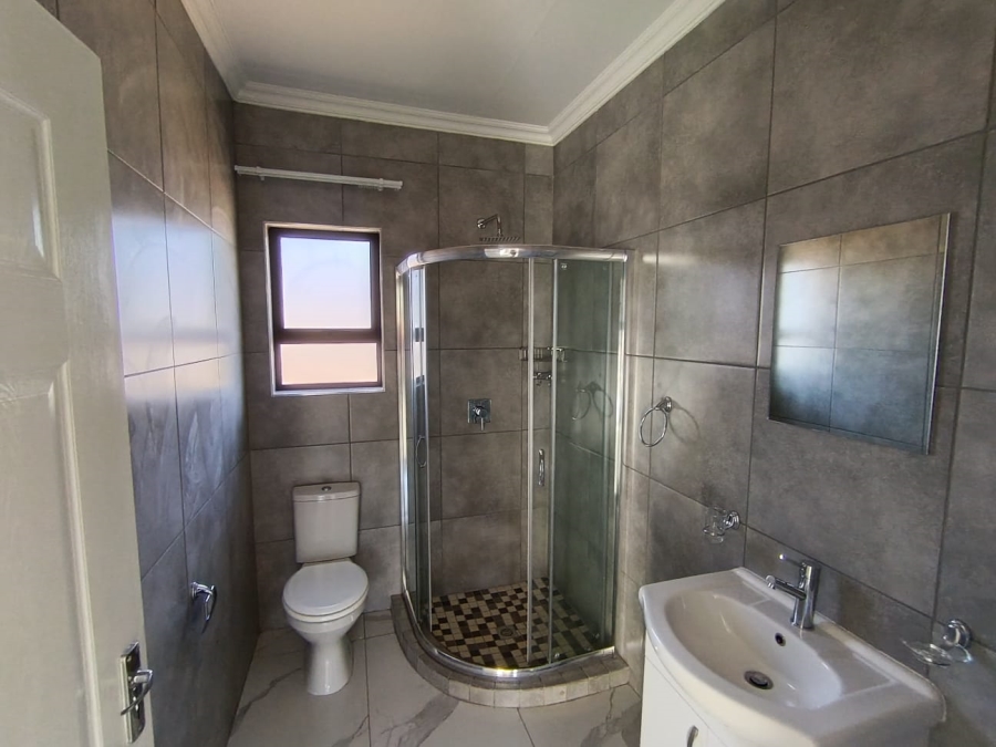 3 Bedroom Property for Sale in Dersley Gauteng