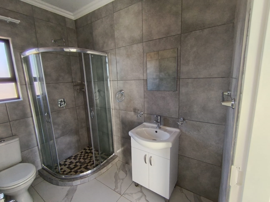 3 Bedroom Property for Sale in Dersley Gauteng