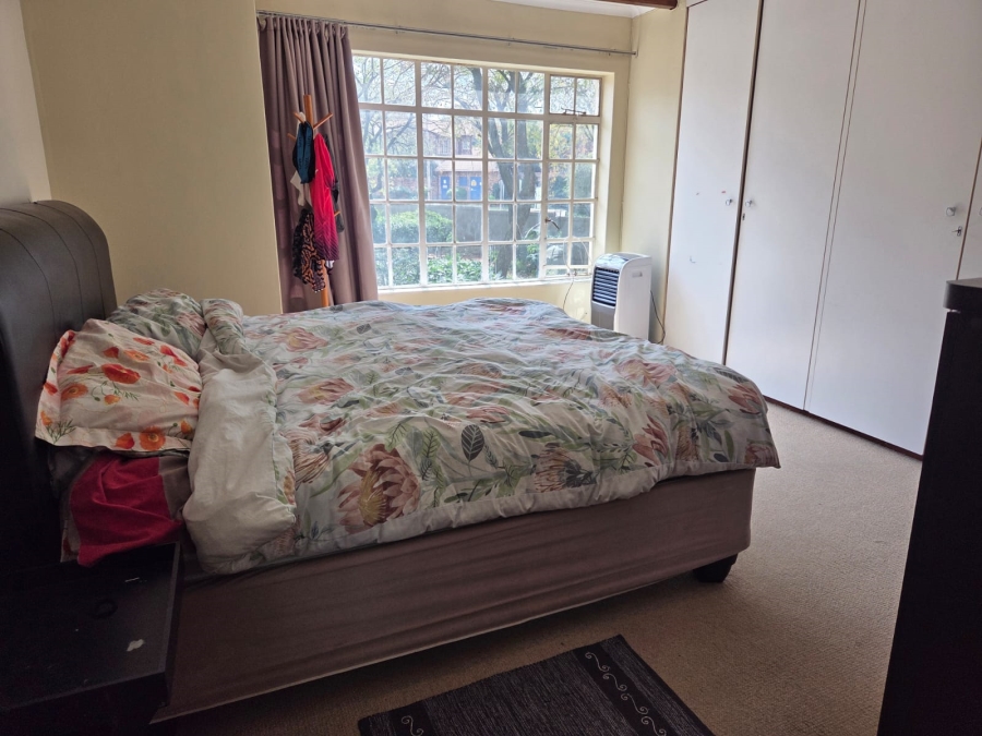 2 Bedroom Property for Sale in Bryanston Gauteng