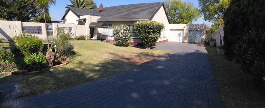 3 Bedroom Property for Sale in Northmead Gauteng