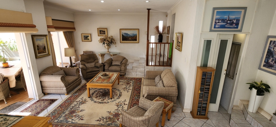 4 Bedroom Property for Sale in Bedford Park Gauteng