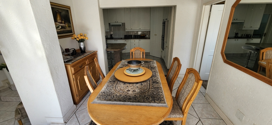 4 Bedroom Property for Sale in Bedford Park Gauteng