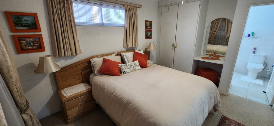 4 Bedroom Property for Sale in Bedford Park Gauteng
