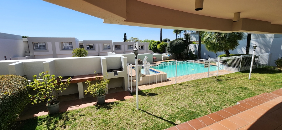 4 Bedroom Property for Sale in Bedford Park Gauteng