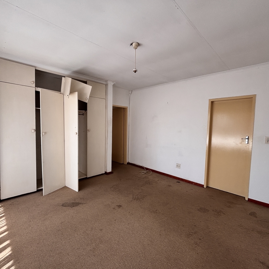 3 Bedroom Property for Sale in Groblerpark Gauteng