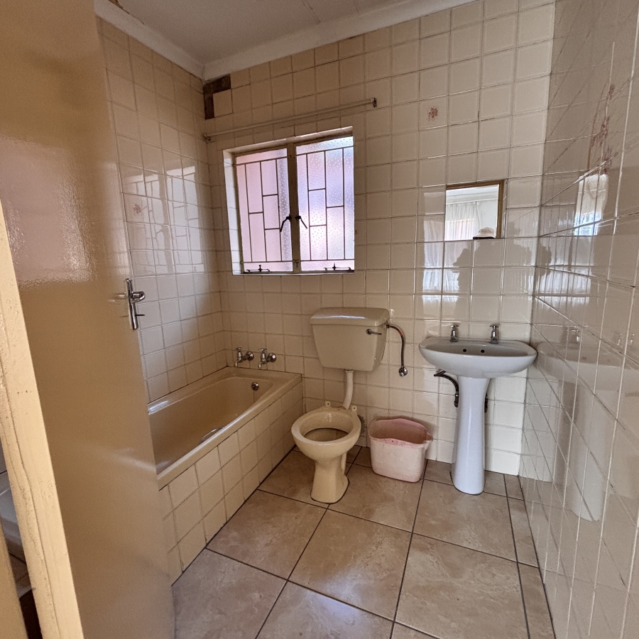 3 Bedroom Property for Sale in Groblerpark Gauteng