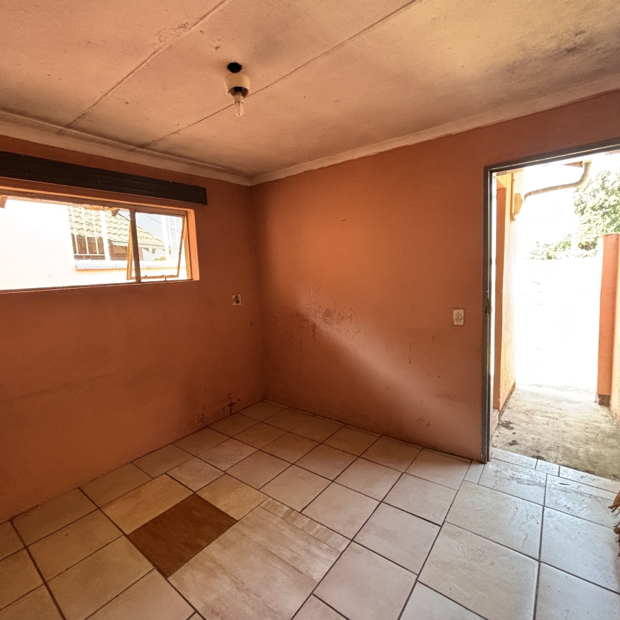 3 Bedroom Property for Sale in Groblerpark Gauteng