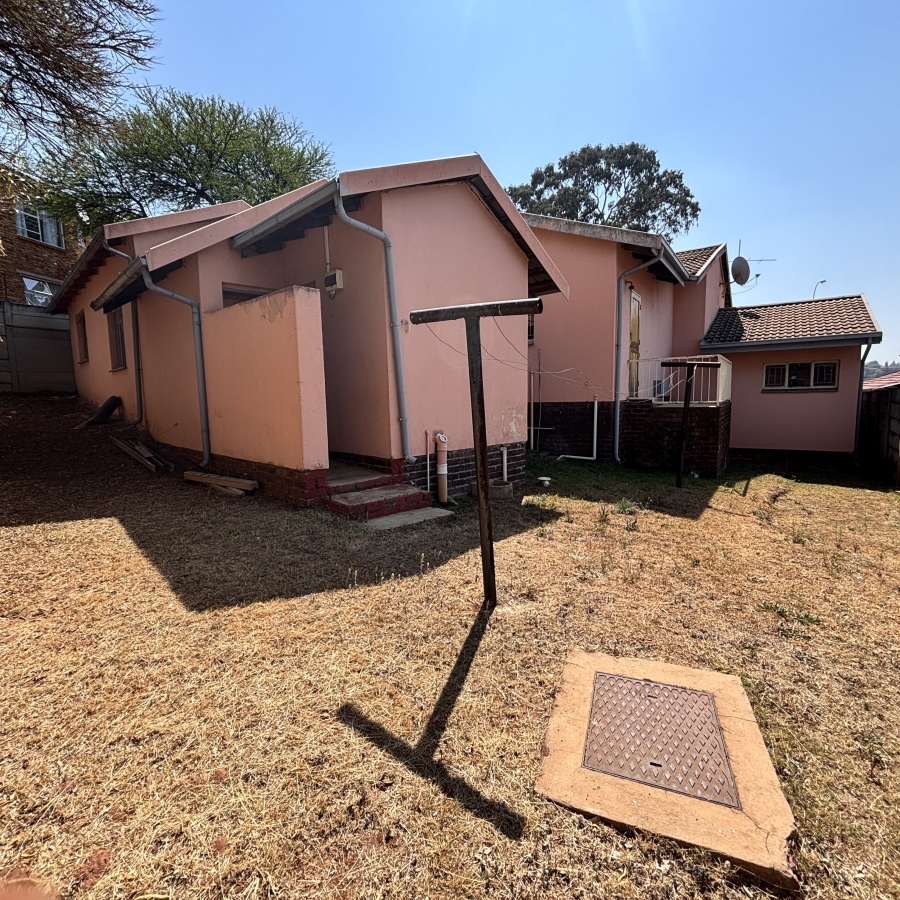 3 Bedroom Property for Sale in Groblerpark Gauteng