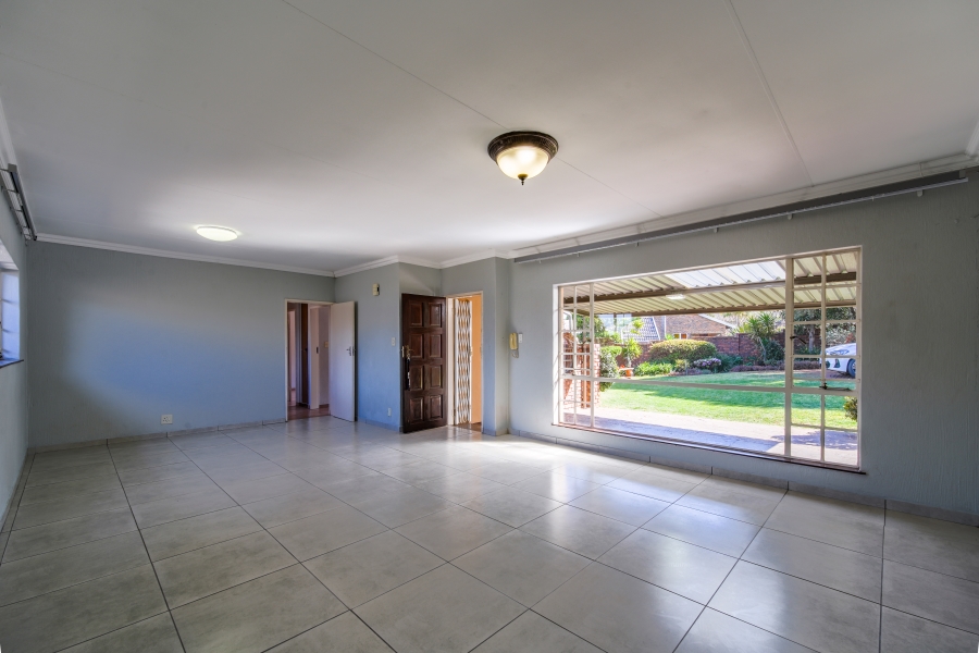 3 Bedroom Property for Sale in Rietvalleipark Gauteng