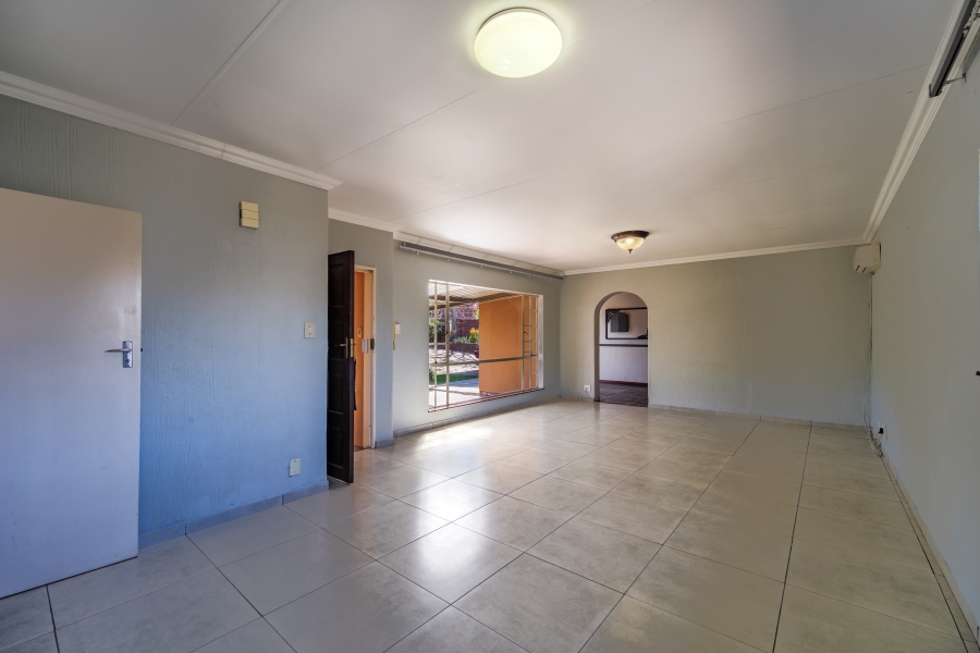 3 Bedroom Property for Sale in Rietvalleipark Gauteng