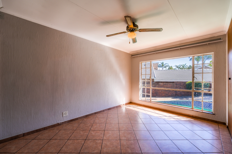 3 Bedroom Property for Sale in Rietvalleipark Gauteng