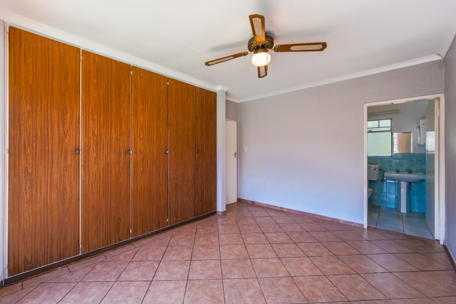 3 Bedroom Property for Sale in Rietvalleipark Gauteng