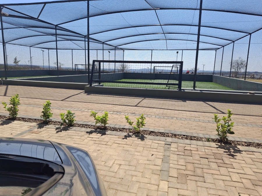 To Let 1 Bedroom Property for Rent in Mooikloof Gauteng