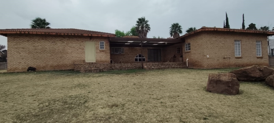 3 Bedroom Property for Sale in Fochville Gauteng
