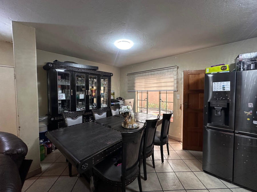 2 Bedroom Property for Sale in Halfway Gardens Gauteng