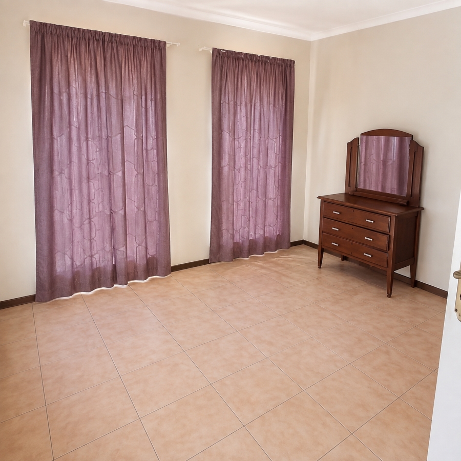 To Let 4 Bedroom Property for Rent in Rensburg Gauteng