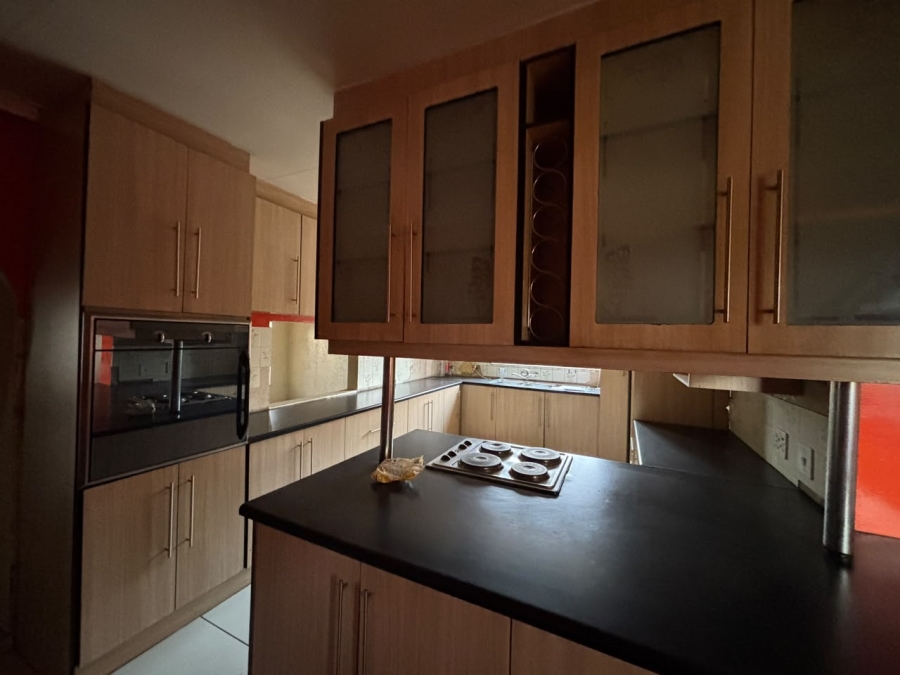 4 Bedroom Property for Sale in Selcourt Gauteng