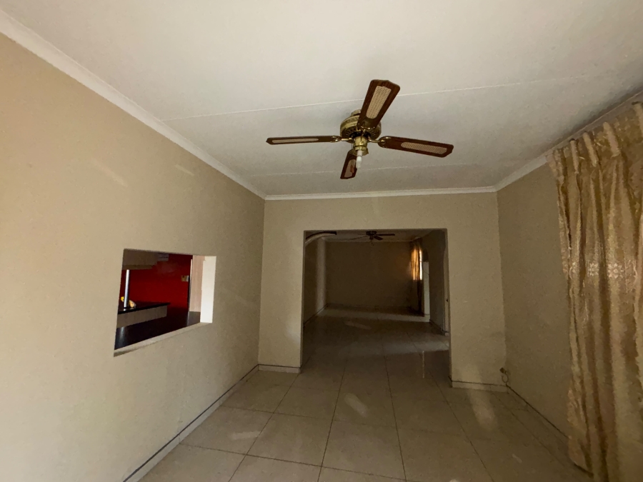 4 Bedroom Property for Sale in Selcourt Gauteng