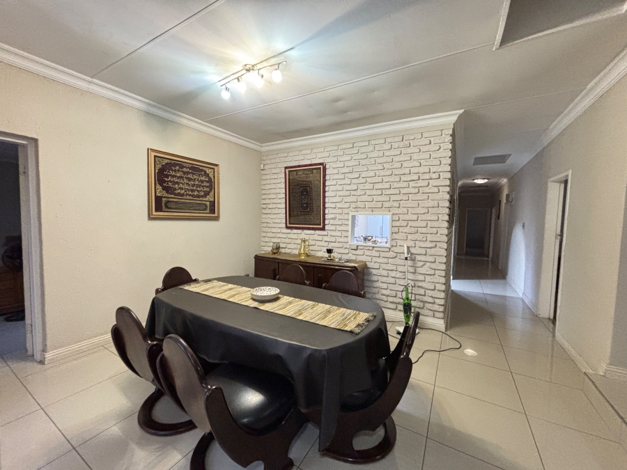 4 Bedroom Property for Sale in Sharon Park Gauteng