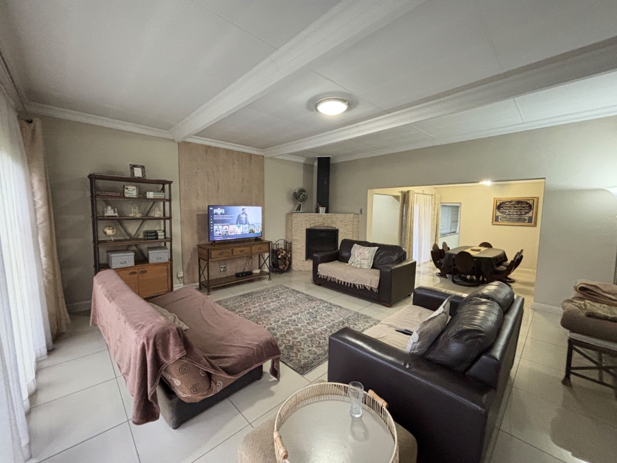 4 Bedroom Property for Sale in Sharon Park Gauteng