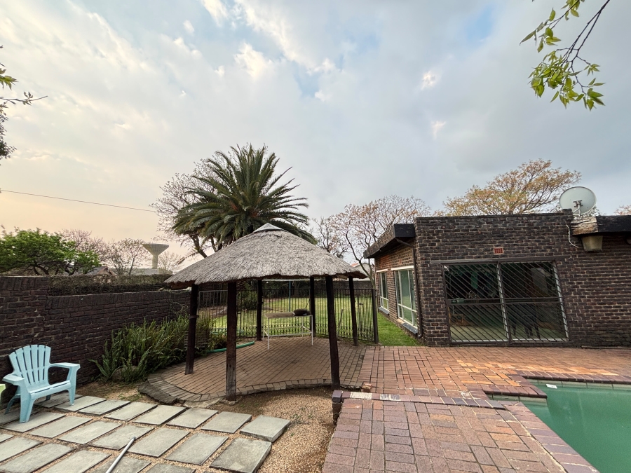 4 Bedroom Property for Sale in Sharon Park Gauteng