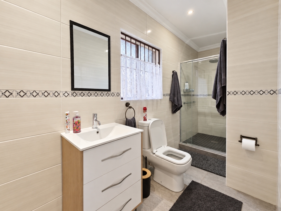 4 Bedroom Property for Sale in Rant En Dal Gauteng