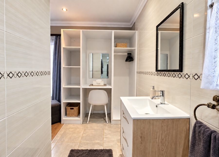 4 Bedroom Property for Sale in Rant En Dal Gauteng