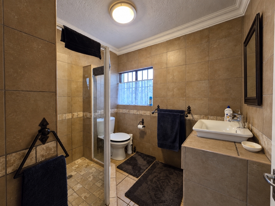 4 Bedroom Property for Sale in Rant En Dal Gauteng