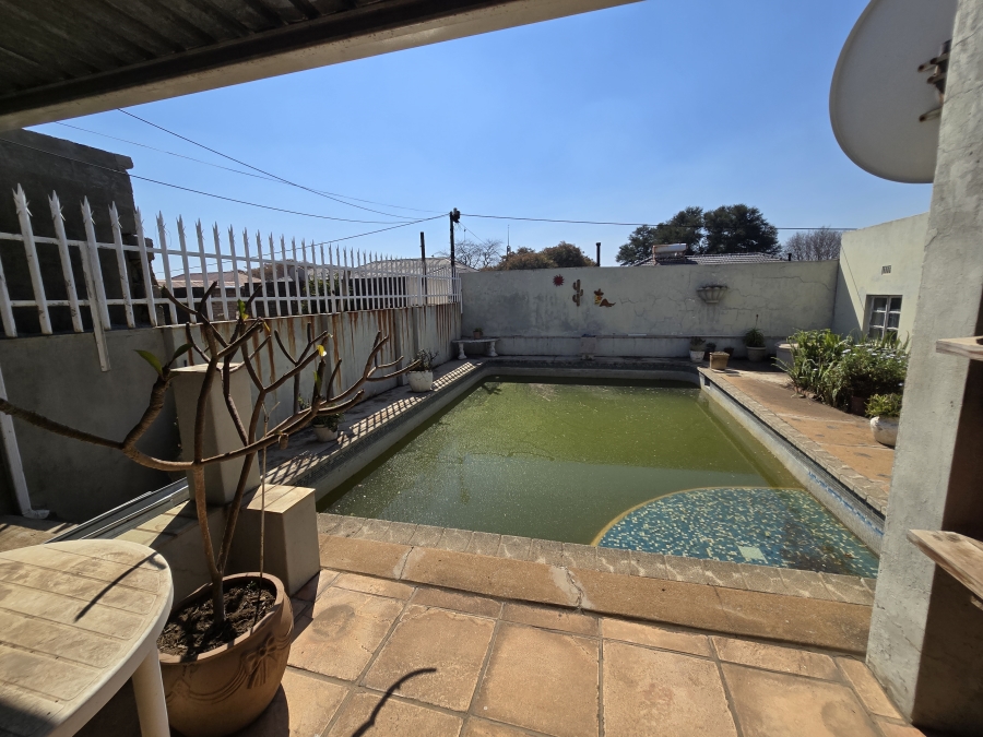3 Bedroom Property for Sale in Rewlatch Gauteng