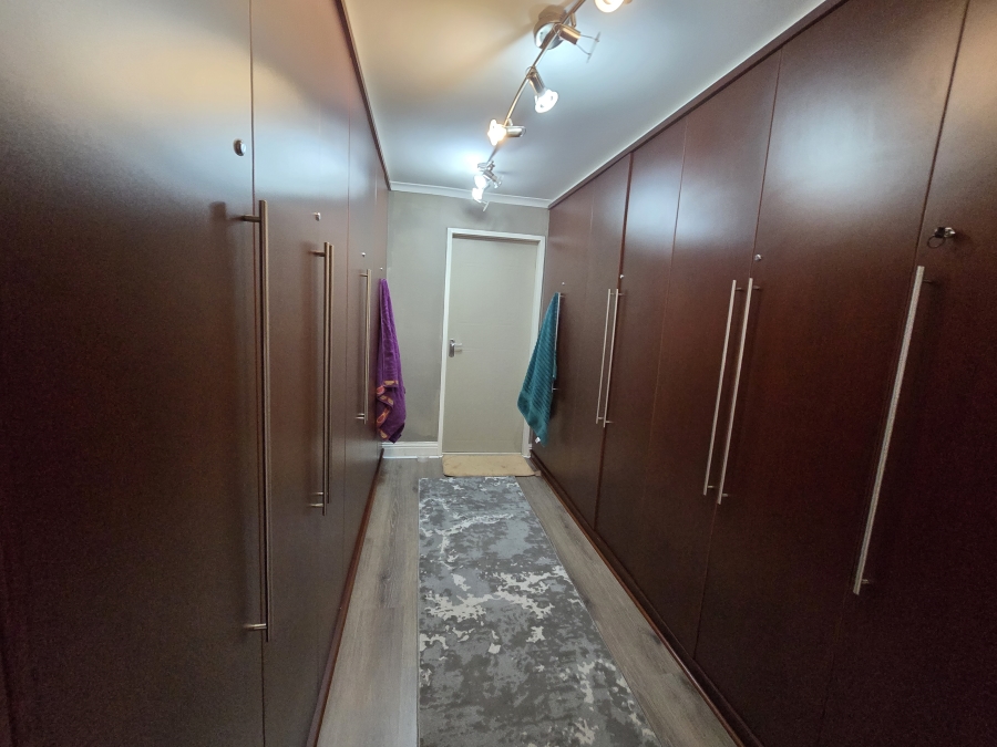 3 Bedroom Property for Sale in Bassonia Gauteng