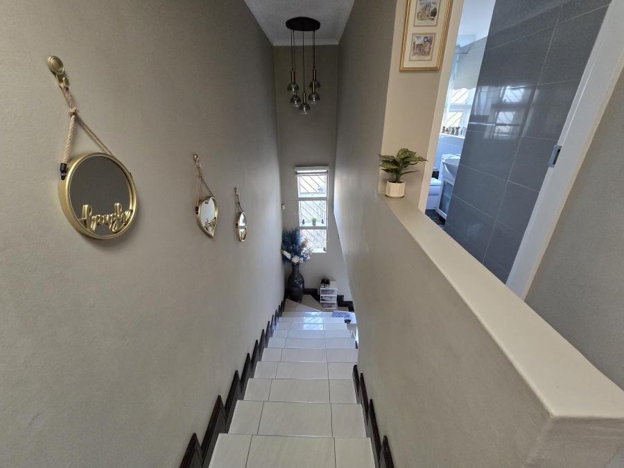 3 Bedroom Property for Sale in Bassonia Gauteng