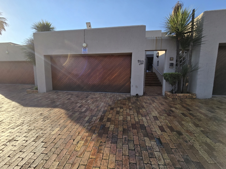3 Bedroom Property for Sale in Bassonia Gauteng