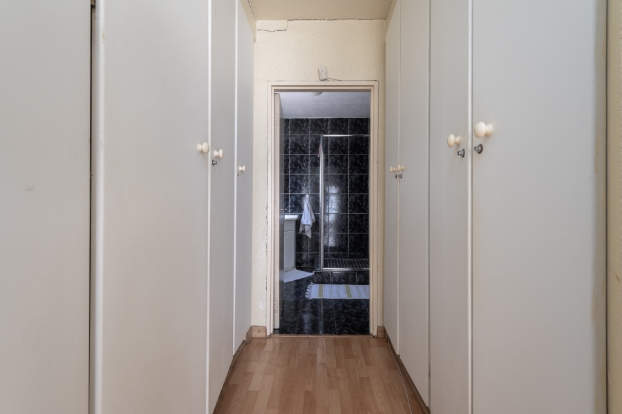 3 Bedroom Property for Sale in Suideroord Gauteng