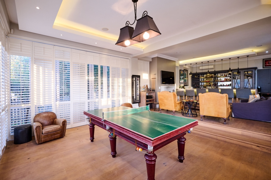5 Bedroom Property for Sale in Waterfall Country Estate Gauteng