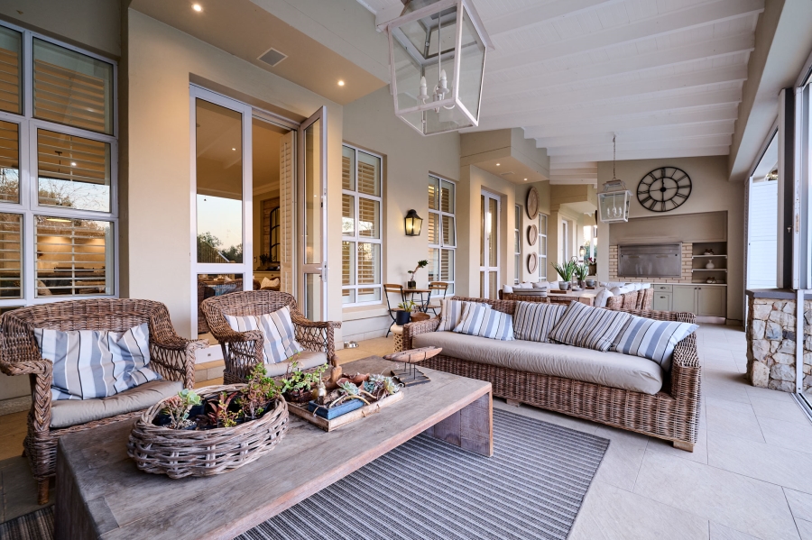 5 Bedroom Property for Sale in Waterfall Country Estate Gauteng