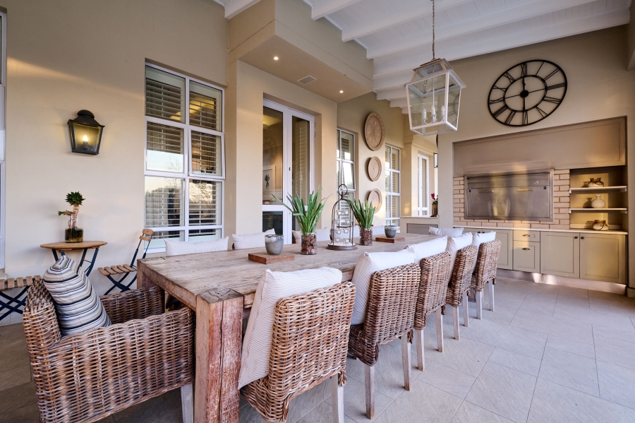 5 Bedroom Property for Sale in Waterfall Country Estate Gauteng