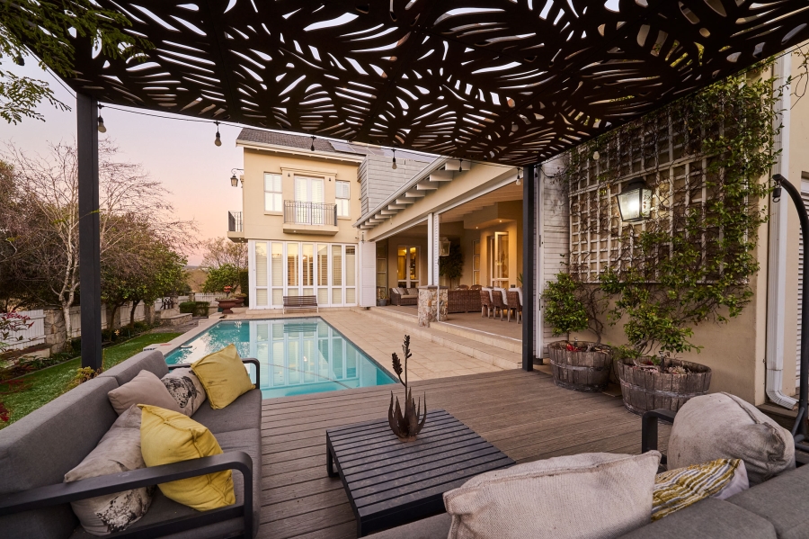 5 Bedroom Property for Sale in Waterfall Country Estate Gauteng