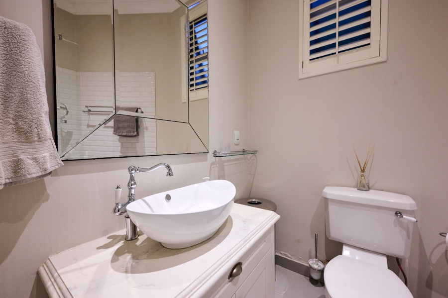 5 Bedroom Property for Sale in Waterfall Country Estate Gauteng