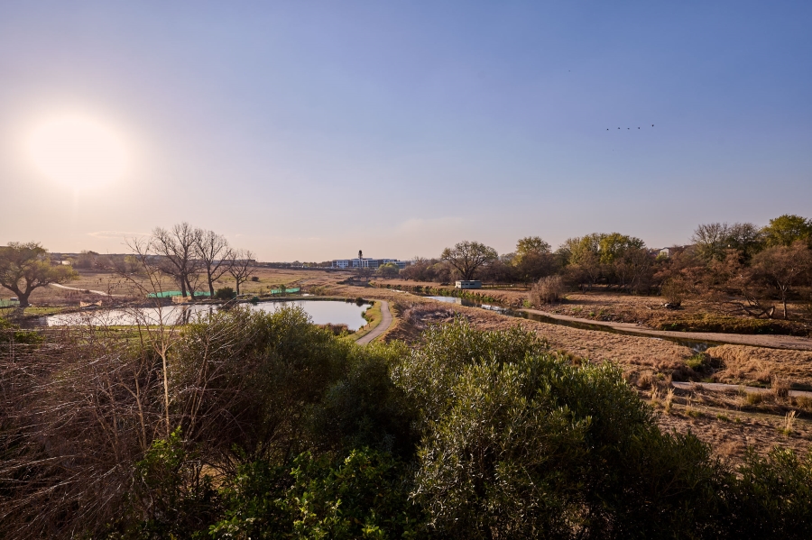 5 Bedroom Property for Sale in Waterfall Country Estate Gauteng