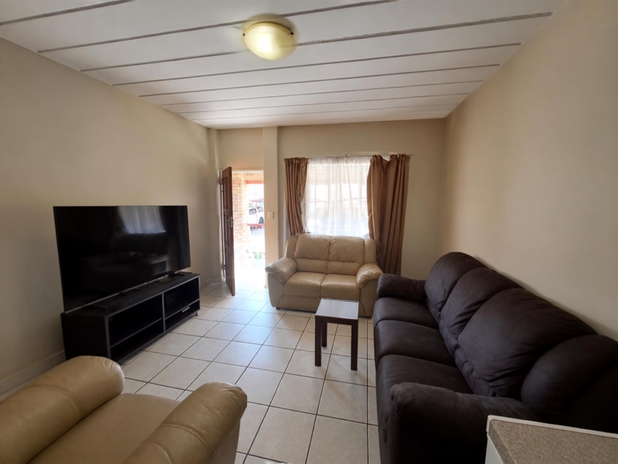 2 Bedroom Property for Sale in Erand Gardens Gauteng