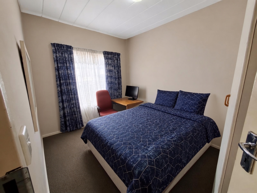 2 Bedroom Property for Sale in Erand Gardens Gauteng