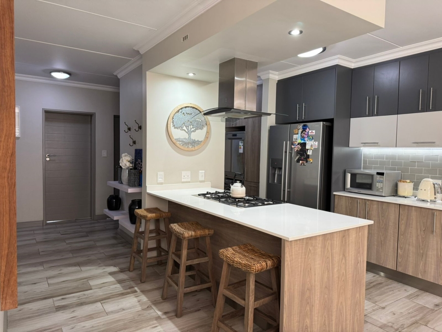 3 Bedroom Property for Sale in Carlswald Gauteng