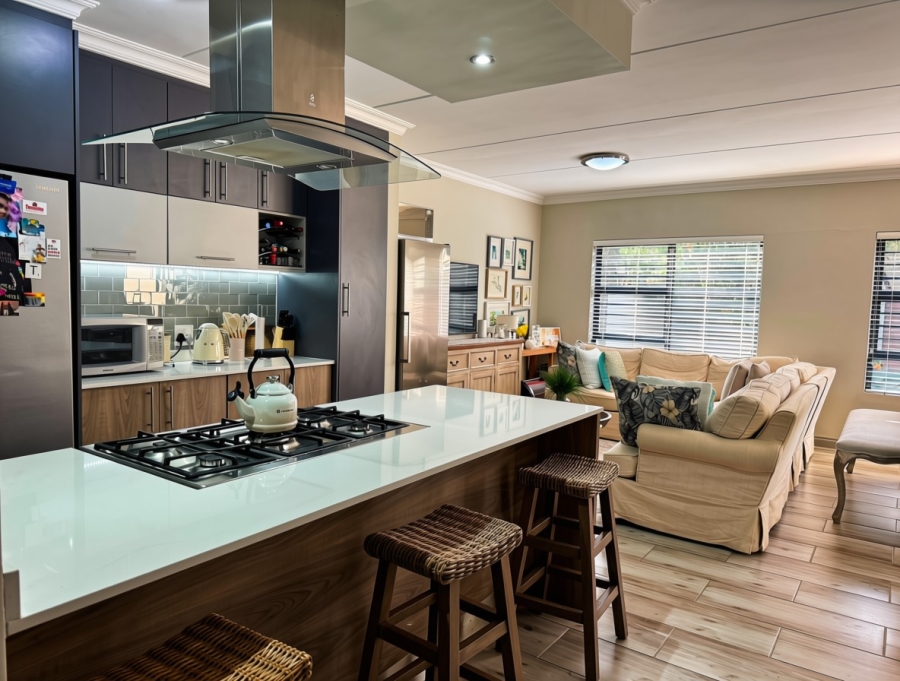 3 Bedroom Property for Sale in Carlswald Gauteng