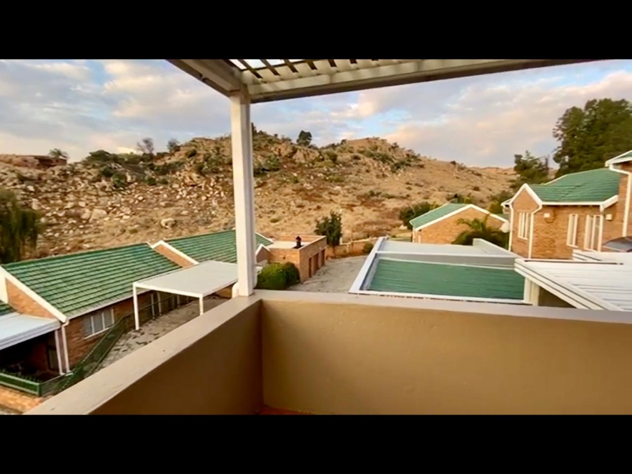 2 Bedroom Property for Sale in Helderkruin Gauteng