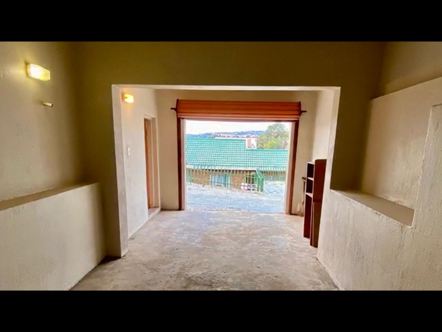 2 Bedroom Property for Sale in Helderkruin Gauteng